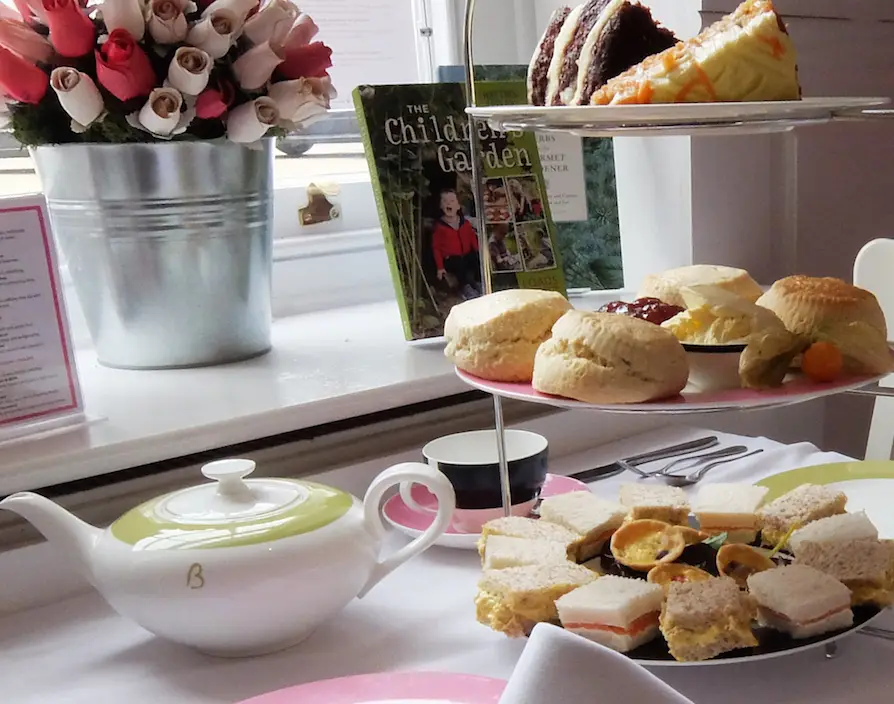 Swapping expat life to serve up quintessentially British flavour with Beatons Tearooms