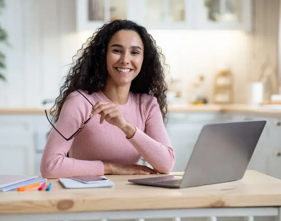 According to the latest StartUp Ambition report from Enterprise Nation, nearly half of UK adults are thinking about starting a business in 2025 – a significant increase from previous years