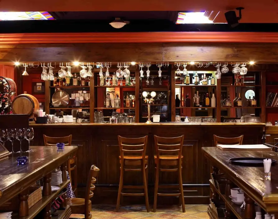 Simon Chaplin, Senior Director – Pubs, Restaurants & Franchise at Christie & Co, discusses why international brands are drawn to the UK to expand their businesses.