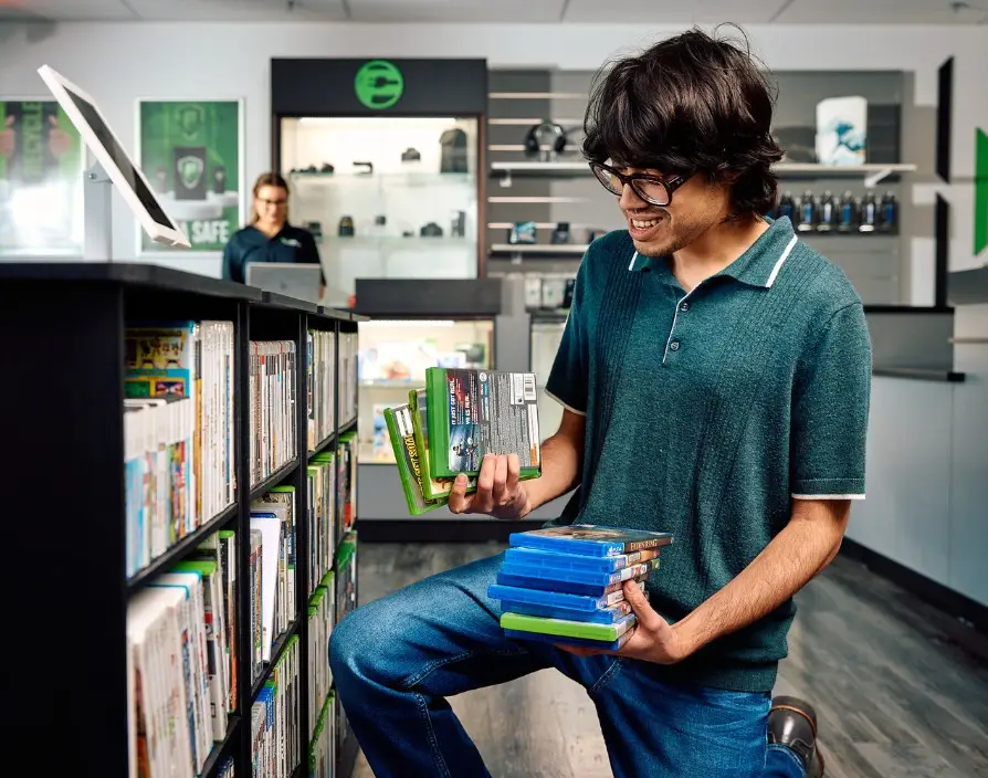 UK launch by U.S.-based electronics resale franchise marks brand’s European market debut.