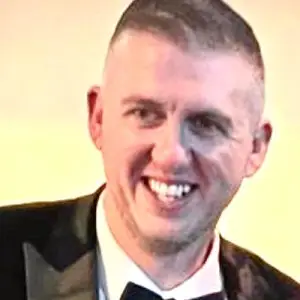 Kevin Holt