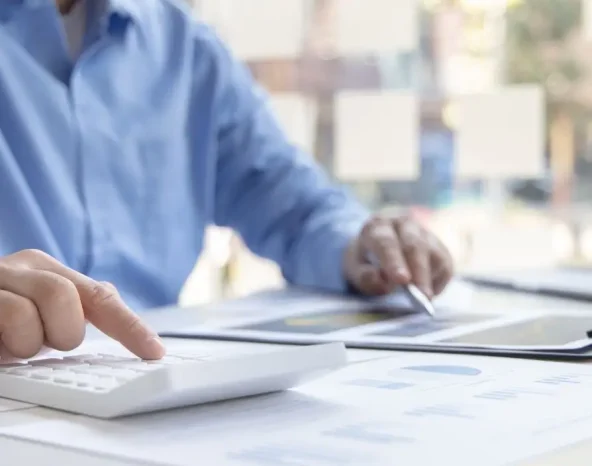 Before signing on the dotted line, prospective franchisees need to understand the financial side of the investment.